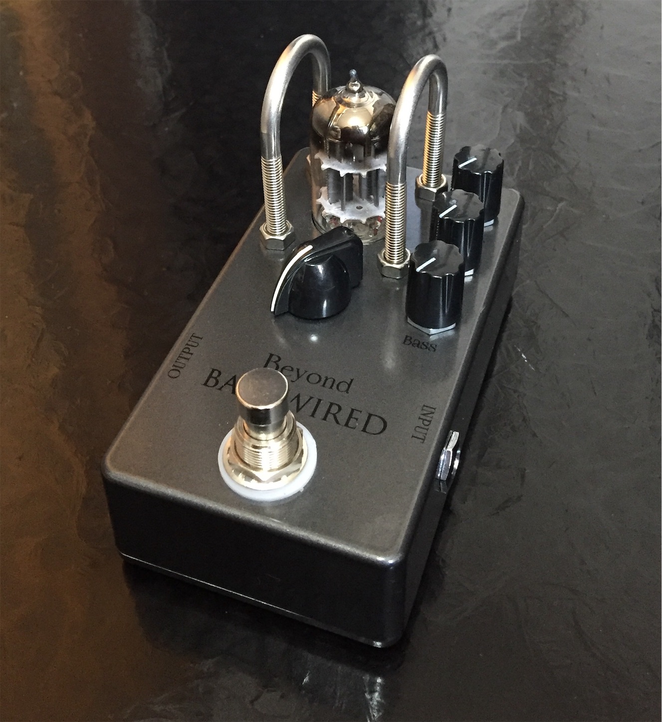 Beyond BASS WIRED 真空管ベースエフェクター 【公式通販】