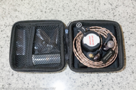 SE846のキャリングケースとリケーブルについて - memento