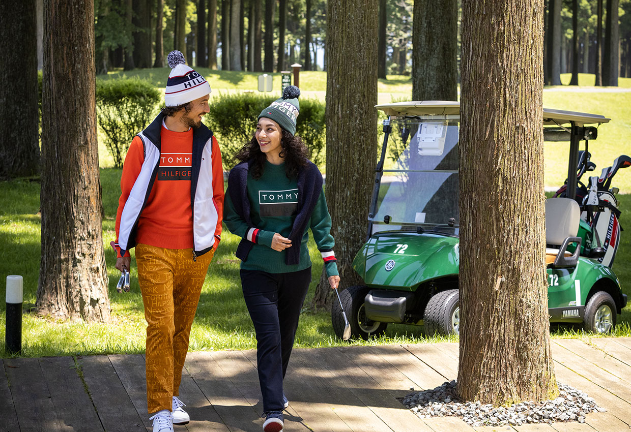 深まる季節を連想させるカラーが決め手！冬ゴルフに個性と彩を｜トミー