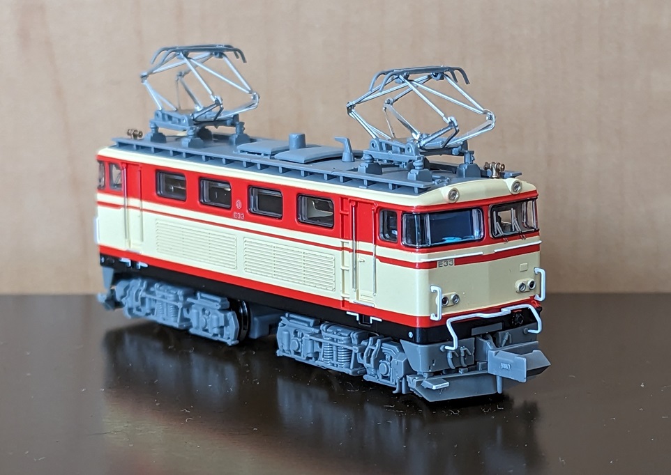 西武の機関車】マイクロエースのE31型機関車を買ってみた（再販品