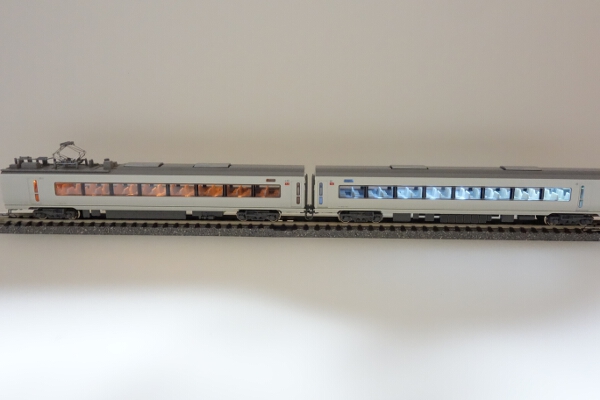 KATO 651系 スーパーひたち 室内灯LED改造 - クリエイト工房 ～鉄道