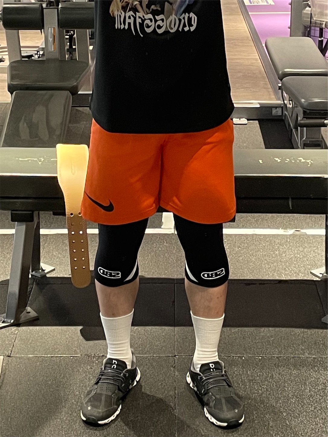 SBDのニースリーブ着用レビュー - クロスジャム LAB