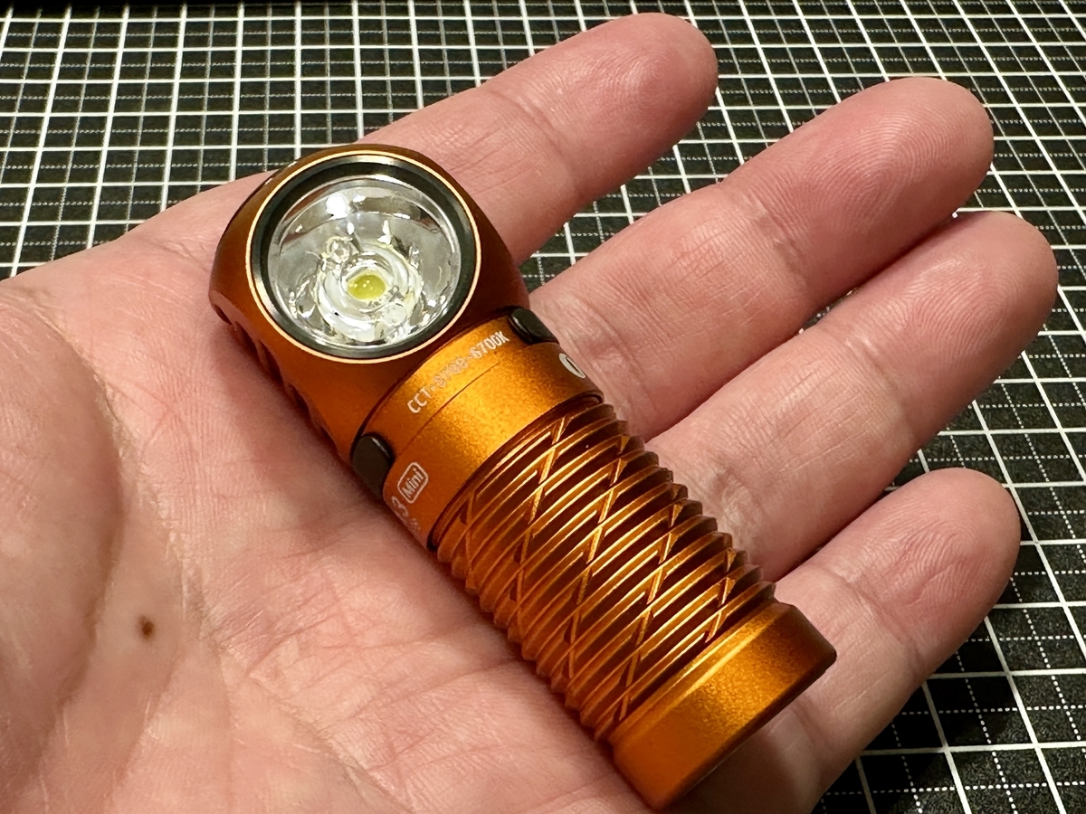 すごいヘッドライトを見つけてしまった！OLIGHT Perun 3 mini
