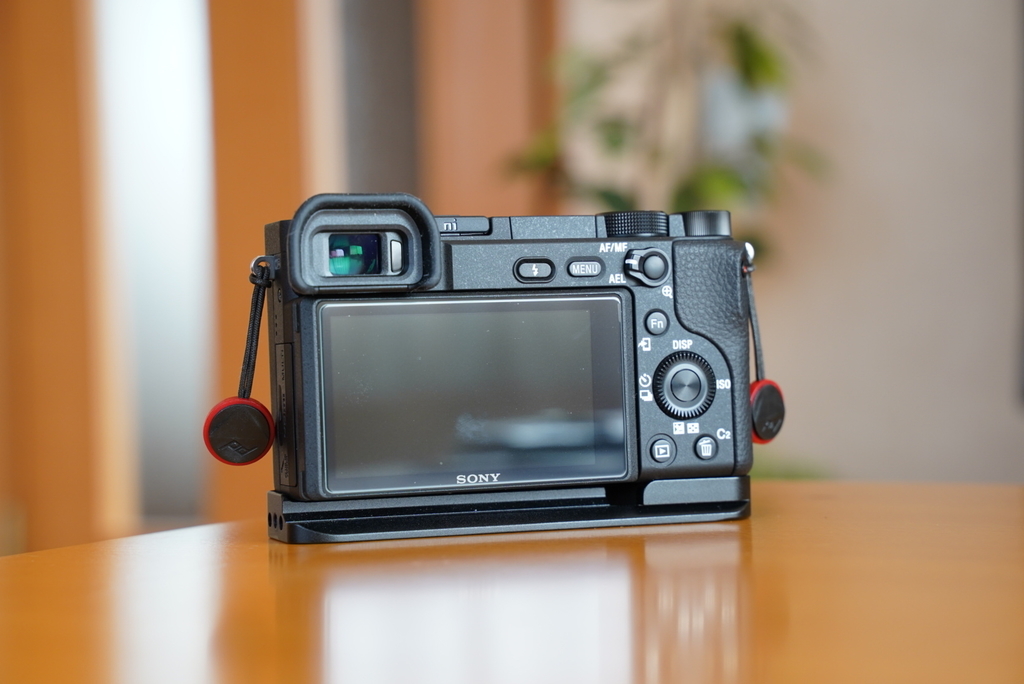 α6400の液晶保護フィルムは「ガラスフィルム」がおすすめ！α6400は