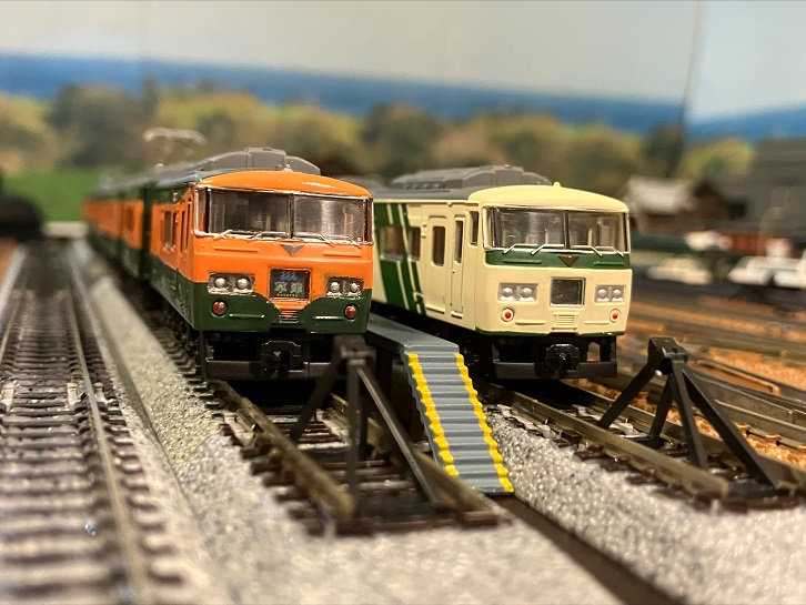 JR東日本 185系 湘南色 Bトレインショーティー - 京阪神急行B支線