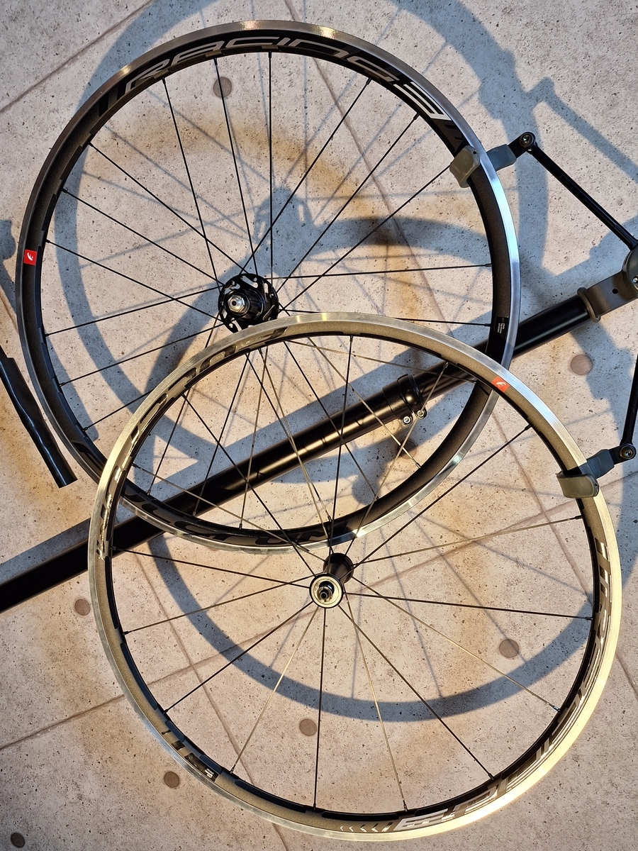 Fulcrum Racing 3 リムブレーキ仕様 ＋ 秘密のグリスカスタム - 自転車