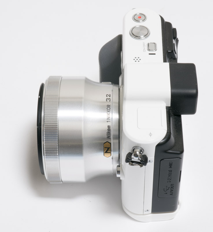 1 NIKKOR 32mm 1:1.2 - fortia's レビュー