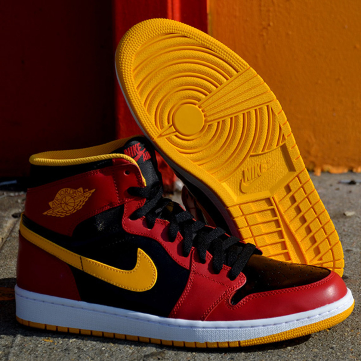 ☆NIKE☆送料込☆ジョーダン1 レトロ ヒューマン ハイライト☆ (Nike