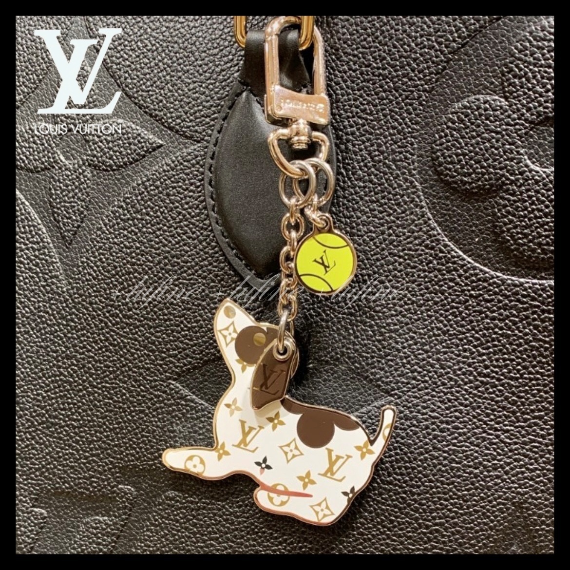 ワンちゃん好きへのプレゼント♪】ルイヴィトン キーホルダー (Louis