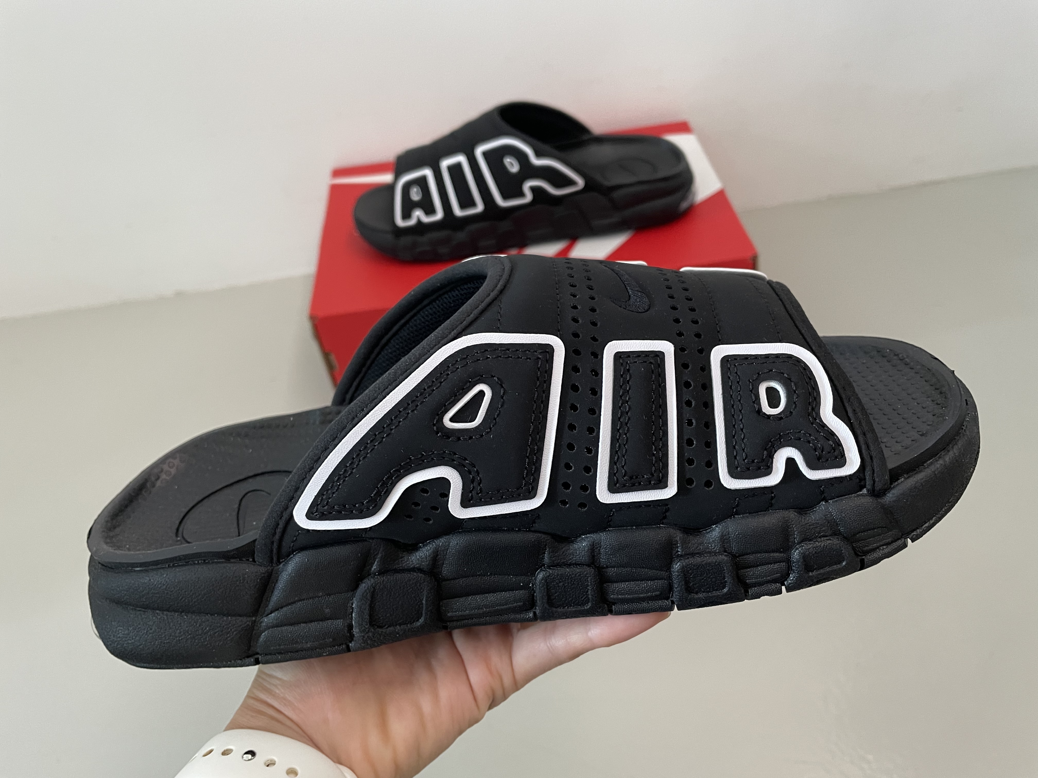 NIKE】モアテン AIR MORE UPTEMPO SLIDE サンダル スライド (Nike
