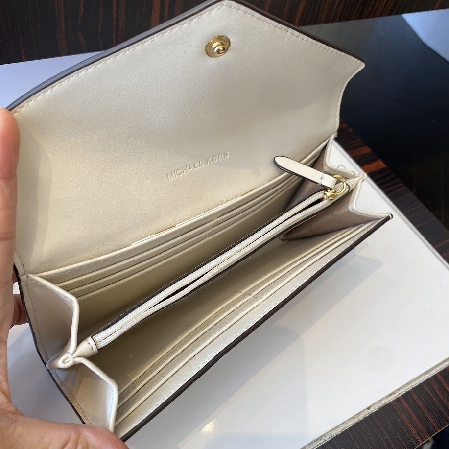 新作☆Michael Kors☆JET SET TRAVEL WALLET 封筒型 長財布 (Michael