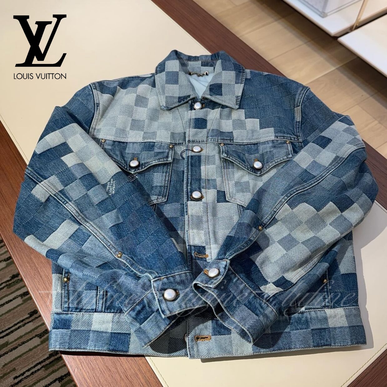 パーカーと合わせてもOK☆】ルイヴィトン デニム ジャケット (Louis