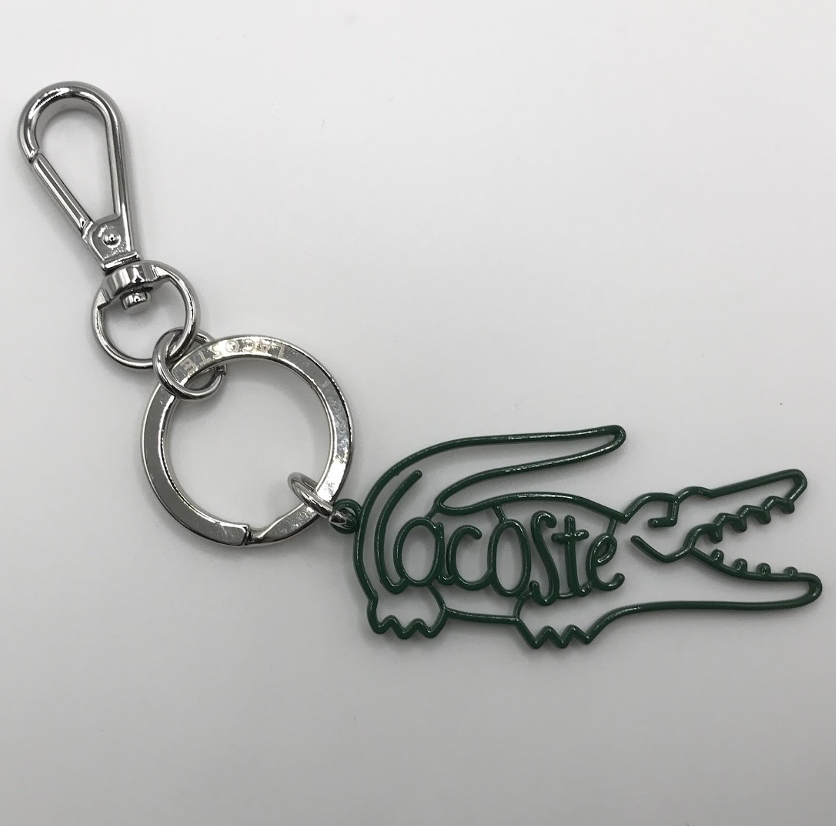 可愛い☆LACOSTE ネームワニロゴキーホルダー おしゃれ 上品 (LACOSTE