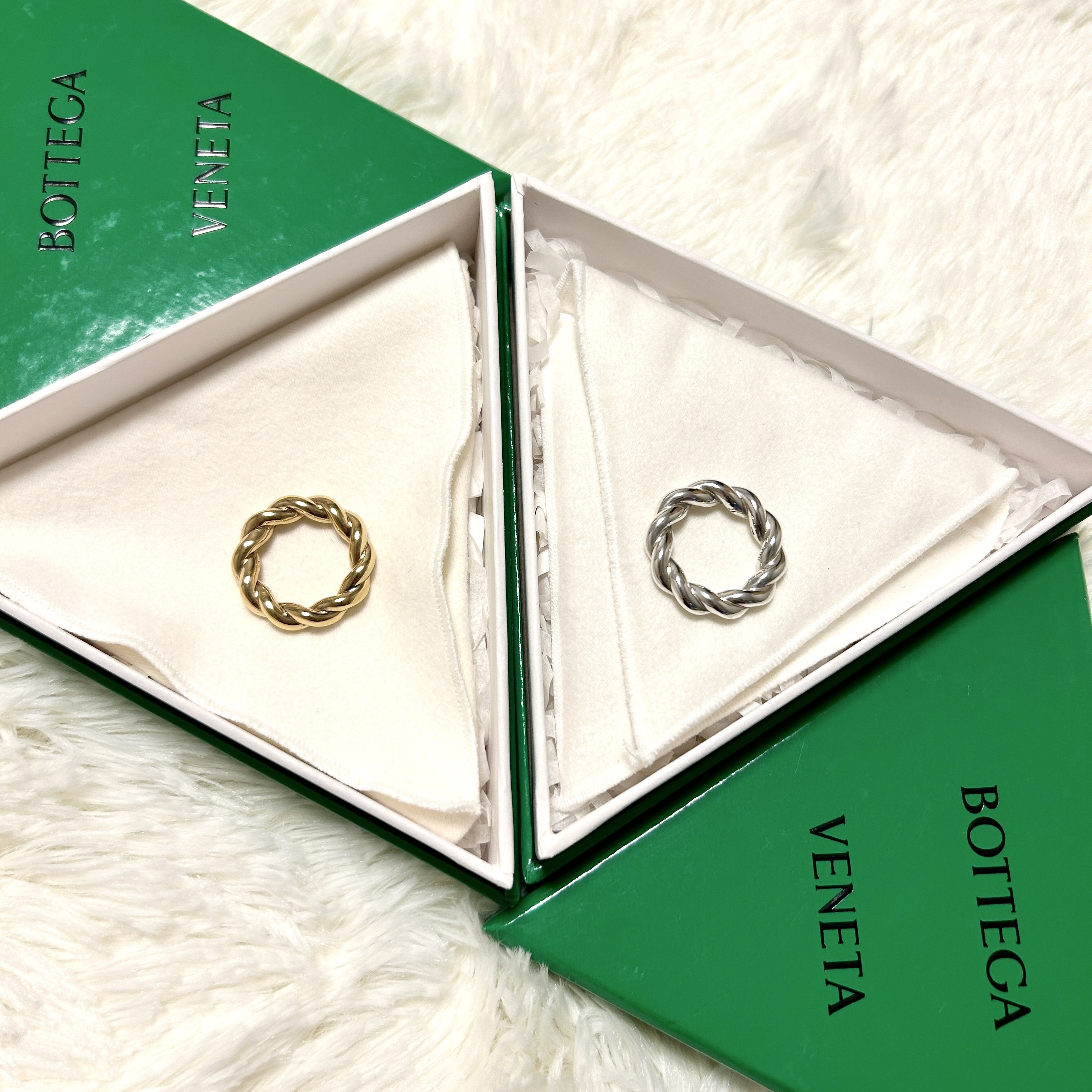 BOTTEGA VENETA ボッテガヴェネタ ツイストリング (BOTTEGA VENETA