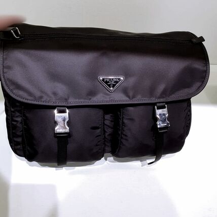バッグ メッセンジャー PRADA(プラダ) - ブランド通販のBUYMA