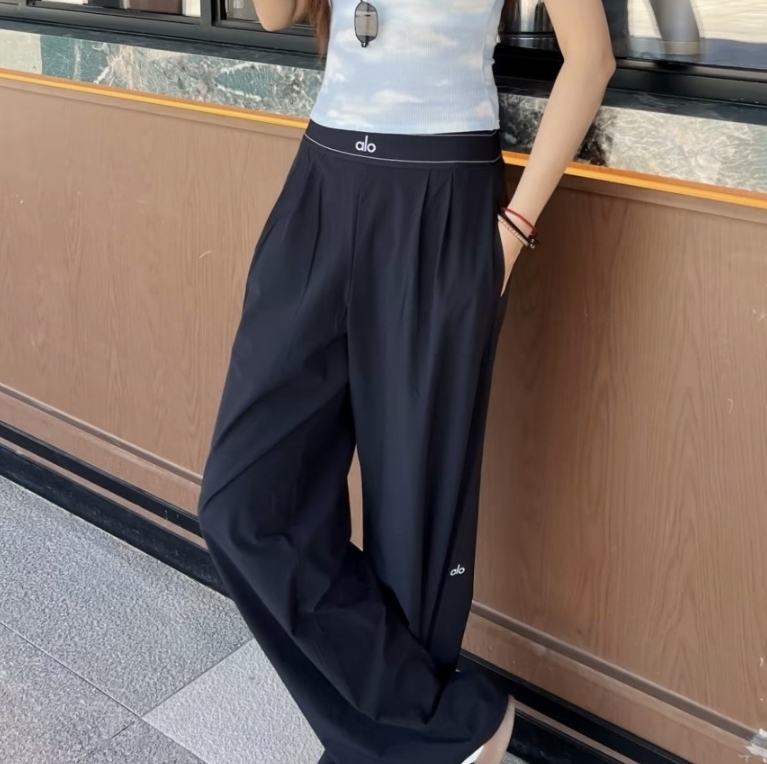 ALO Yoga】スーツアップ トラウザー PANTS Regular☆入手困難 (ALO