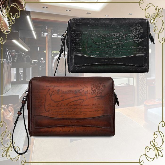 ☆完売必至☆】Berluti ☆ ローズウッド スクリット ポーチ (Berluti