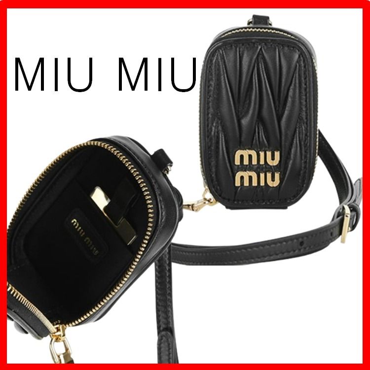 ☆人気☆【MIU MIU】☆マテラッセレザー ネック ミニポーチ☆ (MiuMiu