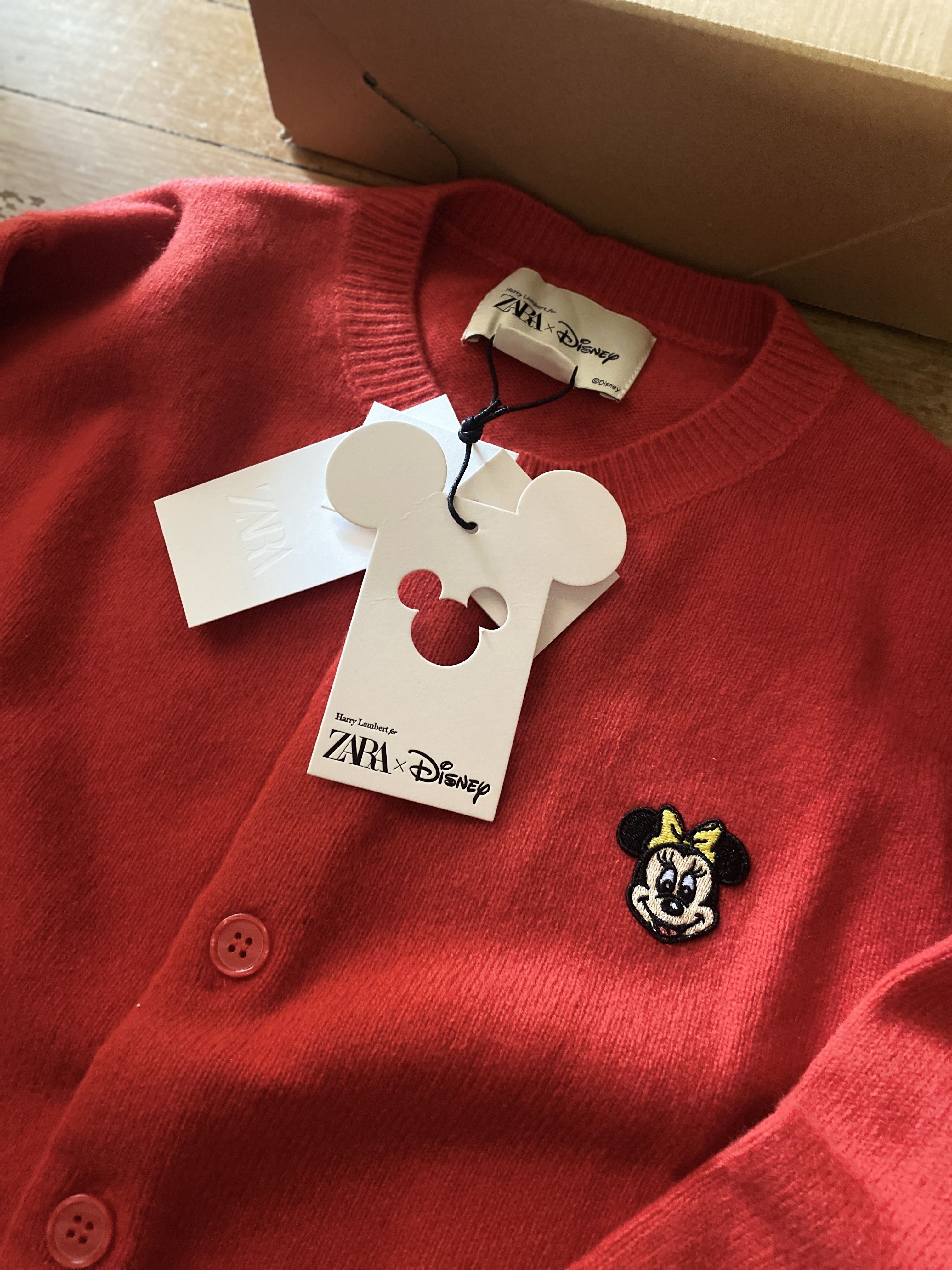 ZARA】ミニーマウスパッチカーディガンHARRYLAMBERT X DISNEY (ZARA