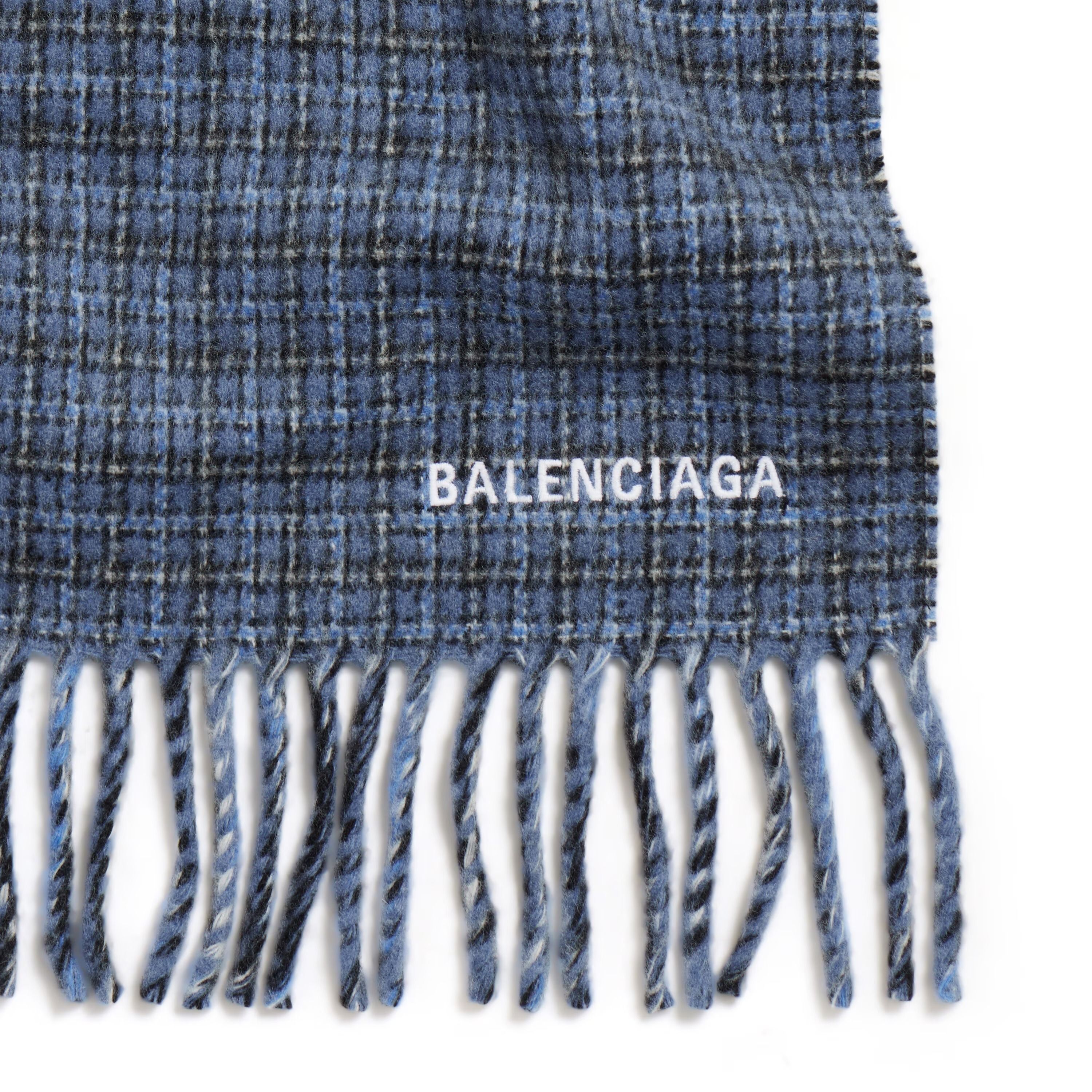 国内発送☆BALENCIAGA】フーデッド スカーフ ウール ニット