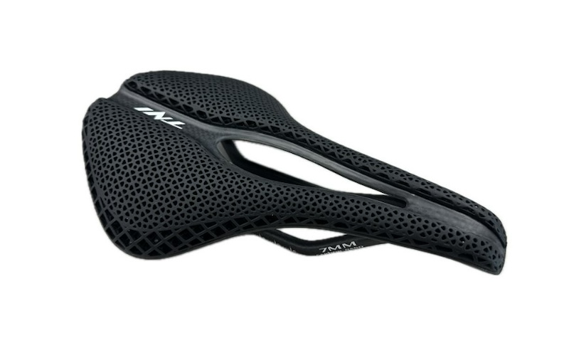 TNI 3Dプリントパッド採用の最新サドル「3D printing Ⅱ／Ⅲ」発売