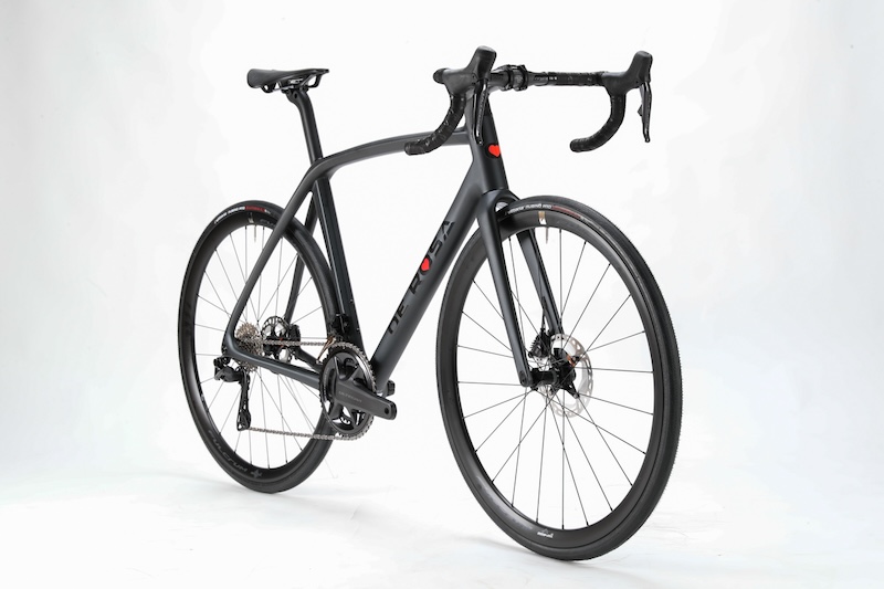 デローザ・アイドルがフルモデルチェンジ！｜サイクルスポーツがお届け