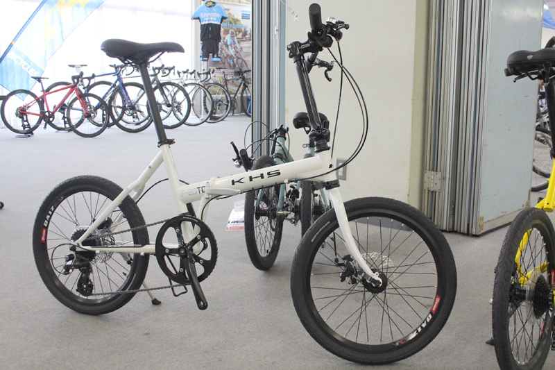 ディスクブレーキ搭載 KHSとマンハッタンの2021モデルの折り畳み自転車
