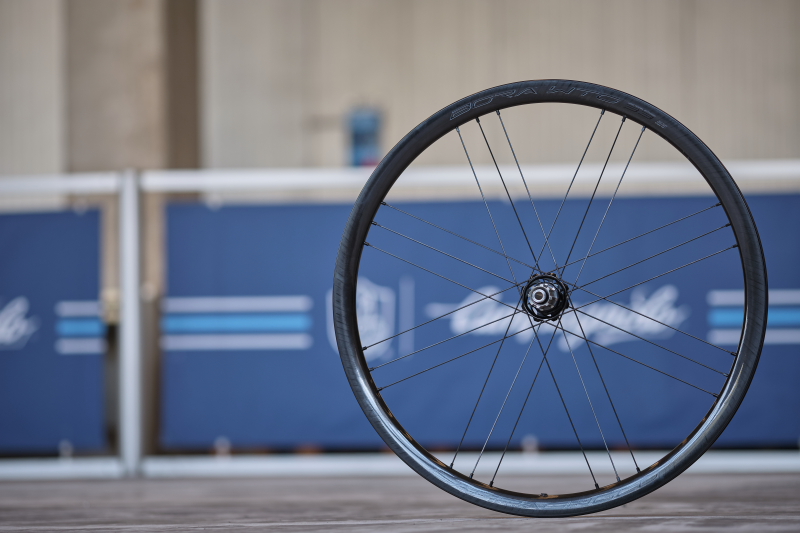 カンパニョーロ・ボーラWTOシリーズに「33」登場｜サイクルスポーツが