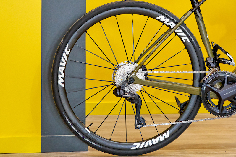 マヴィック「COSMIC SLR 32 DISC SMU」限定ホイールセット発売