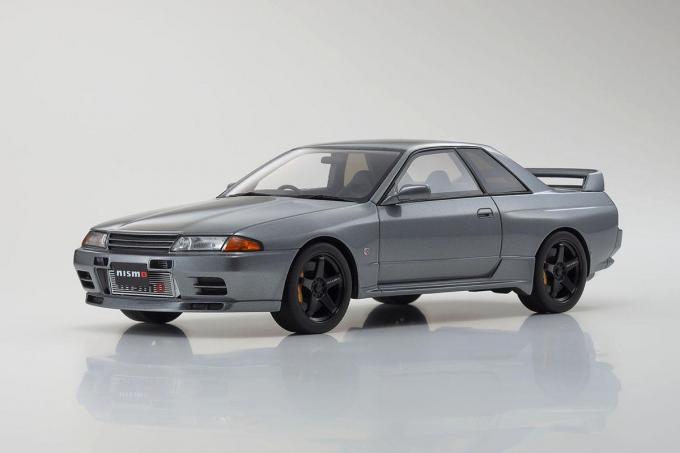 京商SAMURAIシリーズ最新作！ ニスモが手掛けたR32GT-Rが18分の1