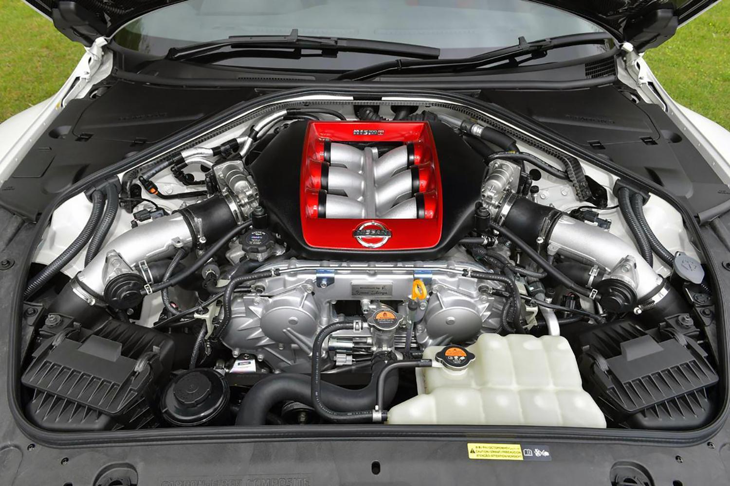 14年間マイチェンだけで90馬力もアップ！ 同じエンジンなのに日産GT-R