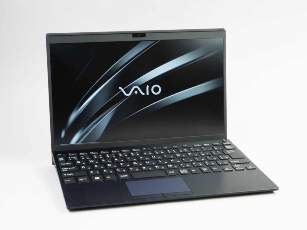 VAIO」5周年記念モデルの注目は塗装とキーボード、出来栄えは？ | 日経