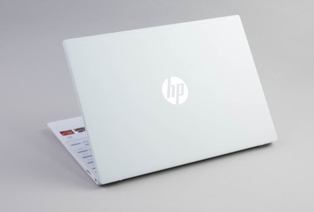 ノートPCのHP Pavilion Aero 13-be、軽量で高性能だが気になる点も