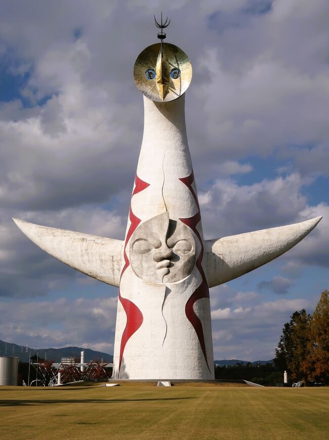 大阪-3 太陽の塔 （現在‐過去‐未来）生命の樹 ☆復活再生‐内部公開