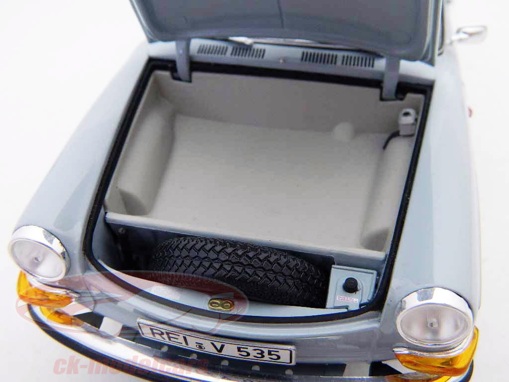 Minichamps 1:18 VW 1600 TL Bj. 1970 light blue 100051020 model car