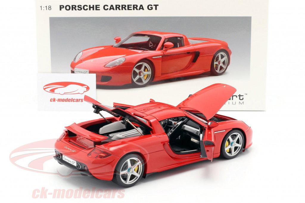 AUTOart 1:18 Porsche Carrera GT red 78044 model car 78044 674110780444