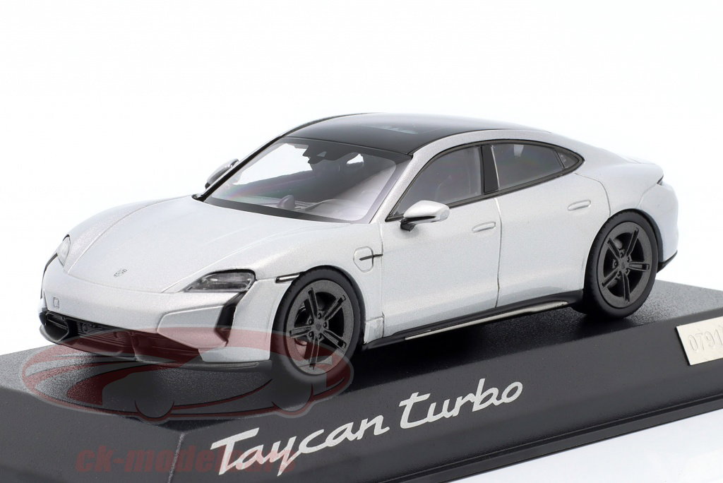 Spark 1:43 Porsche Taycan Turbo (J1 PA) ice gray metallic Norev