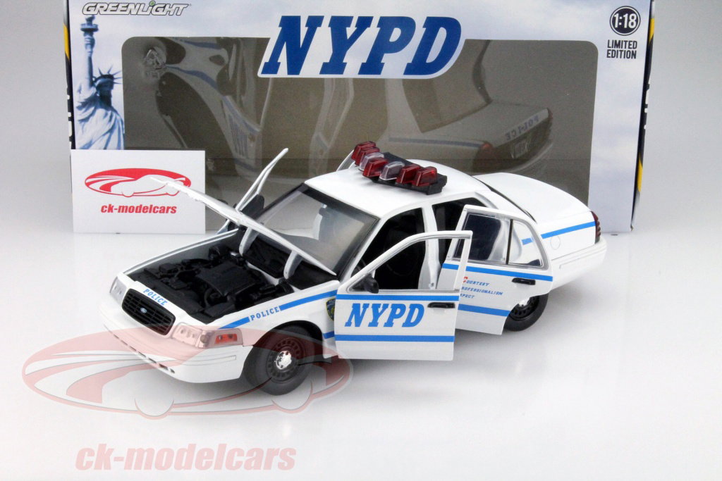 Greenlight 1:18 Ford Crown Victoria NYPD Interceptor Police white