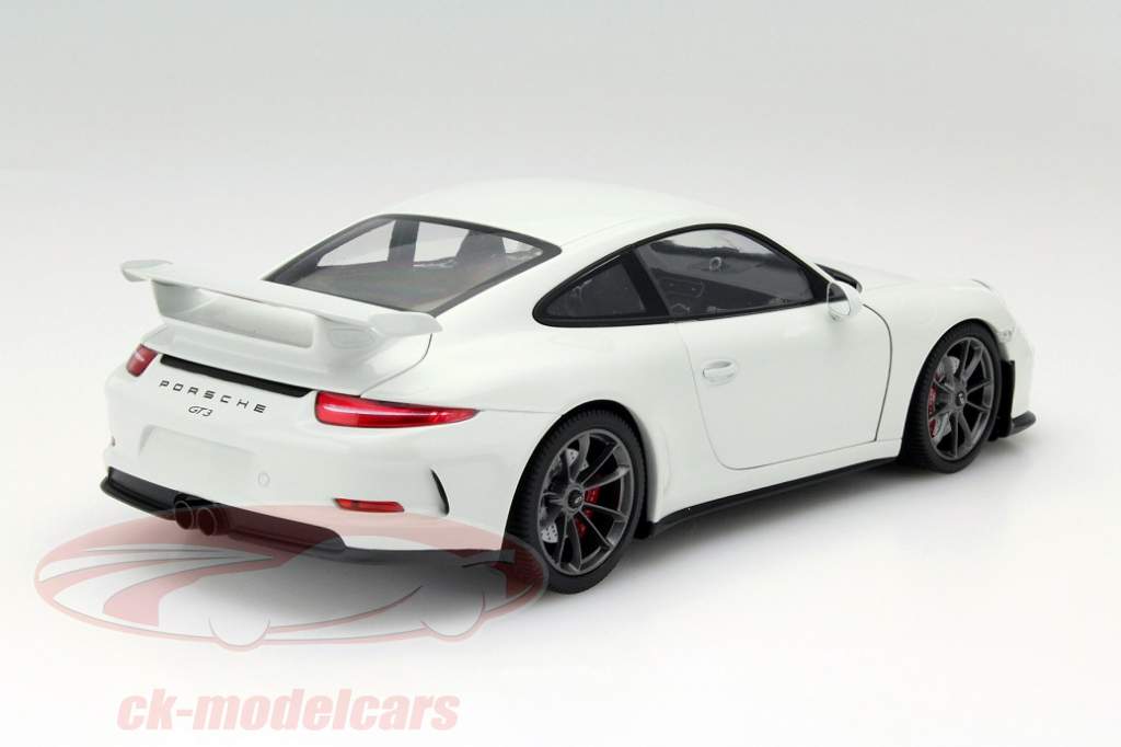 Porsche 911/991 GT3 the new exclusive model in 1:18
