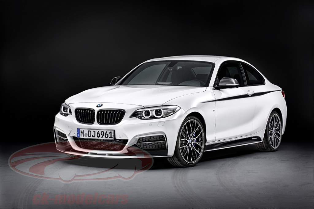 New from GT-Spirit: The BMW M235i performance in 1:18