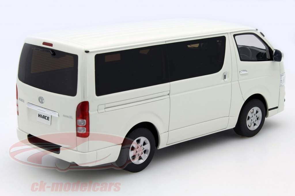 Looking to Japan: Samurai presents Toyota Hiace in 1:18