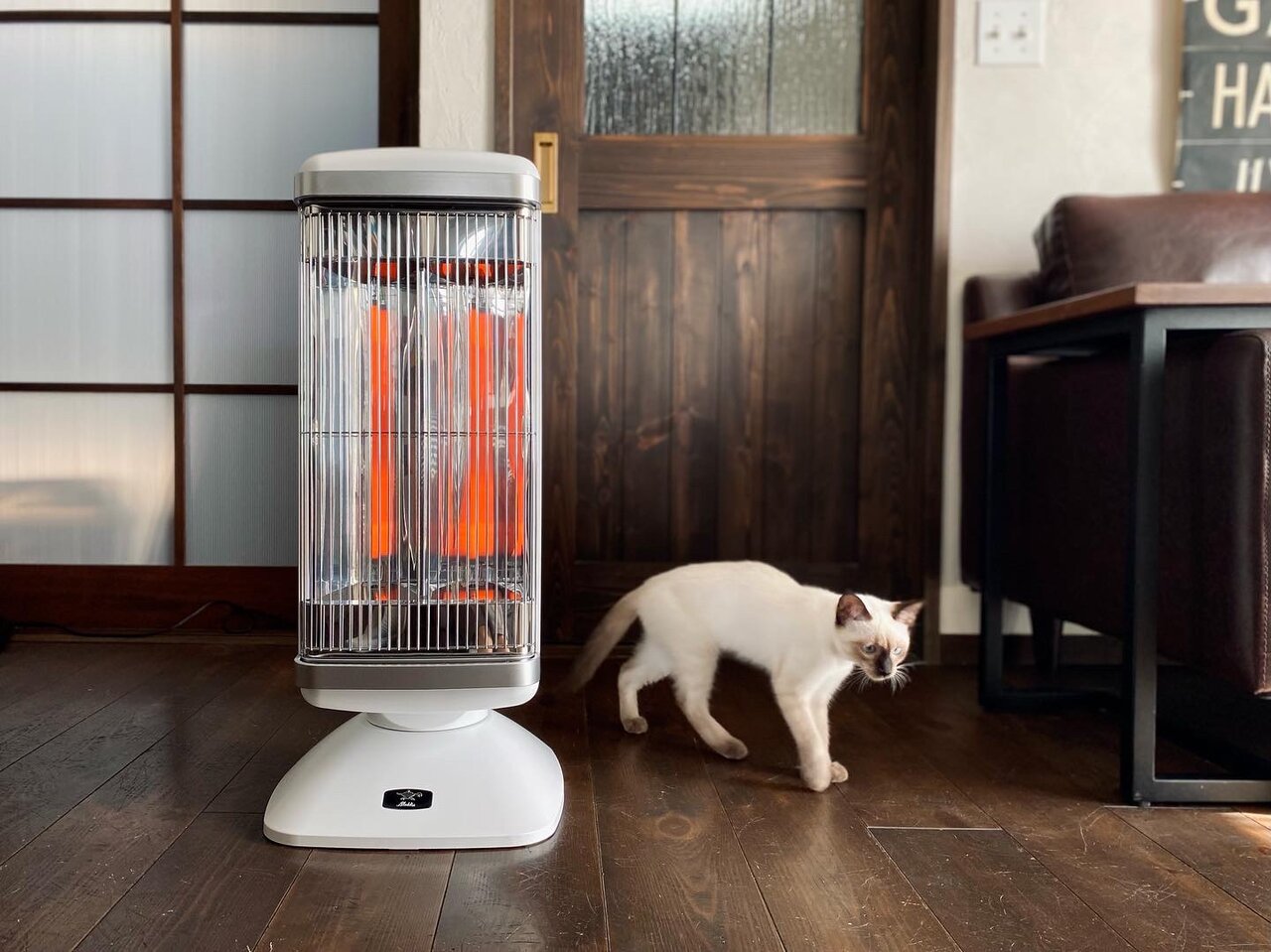 新入りの「遠赤グラファイトヒーター（2灯式）」をレポします