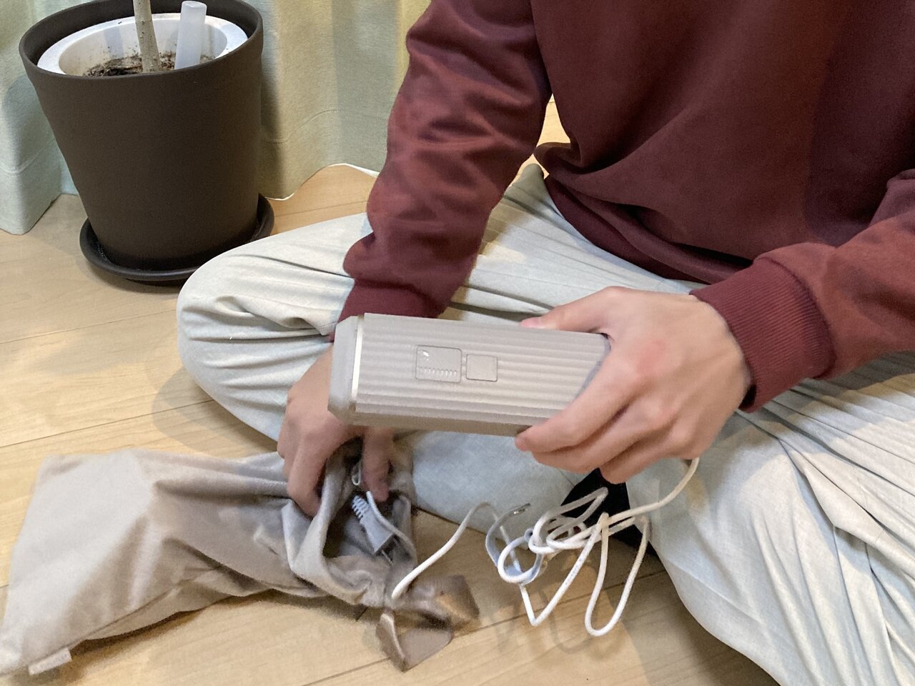 自宅でムダ毛ケア！アイリスオーヤマの「MiCOLA（ミコラ） 光美容器