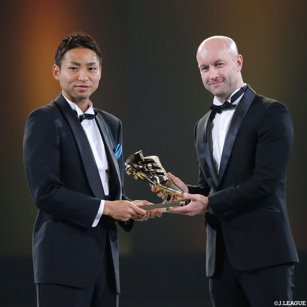 公式】祝・得点王＆MVP！2017年、最も輝いたのは…小林悠！：Jリーグ