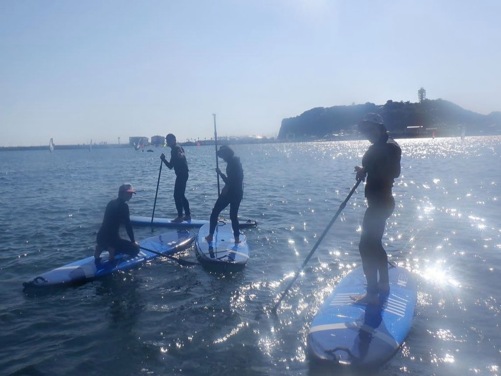 江の島×SUP】初心者でも安心♪人気のスタンドアップパドル体験