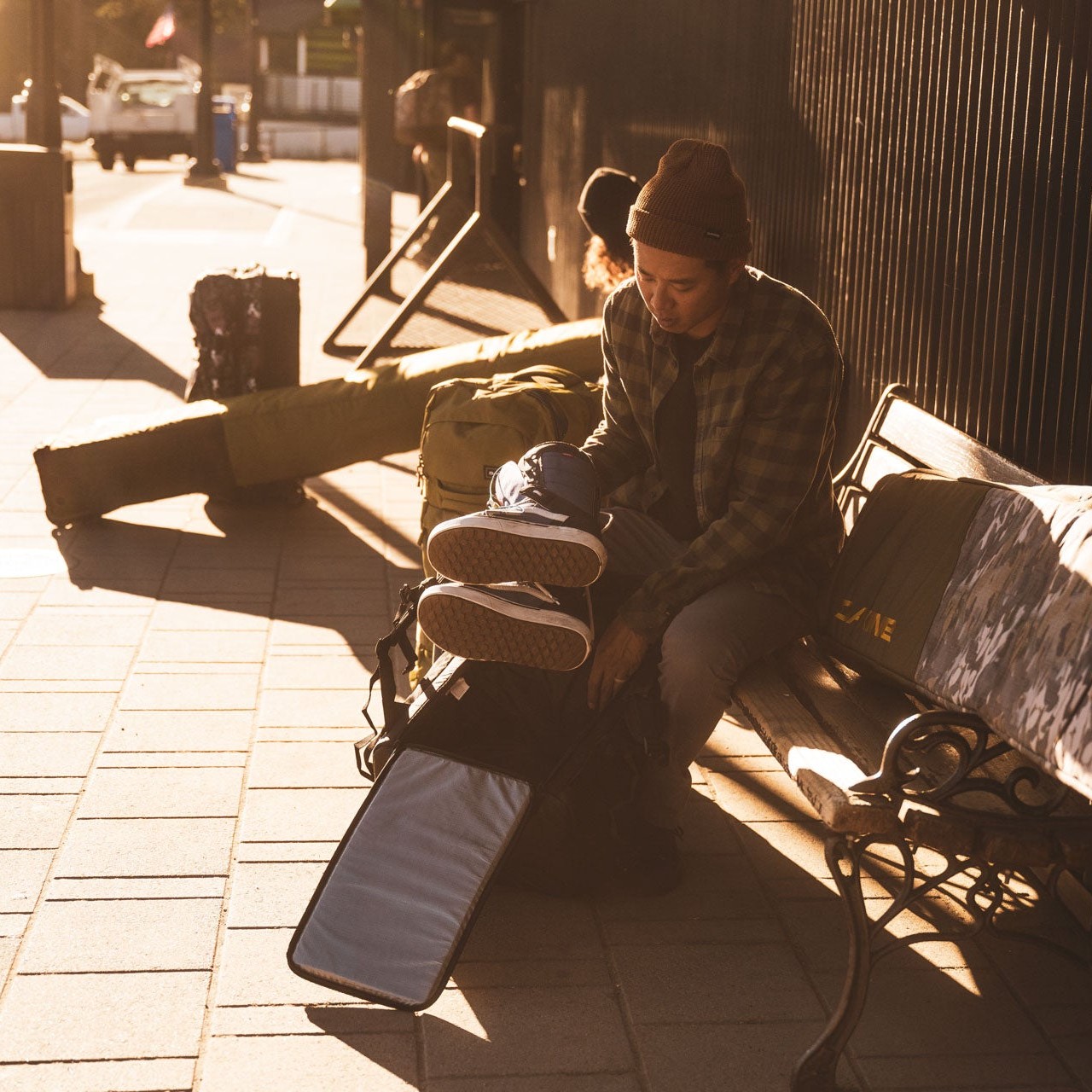 Dakine Boot Pack DLX Boot Bags | Absolute-Snow