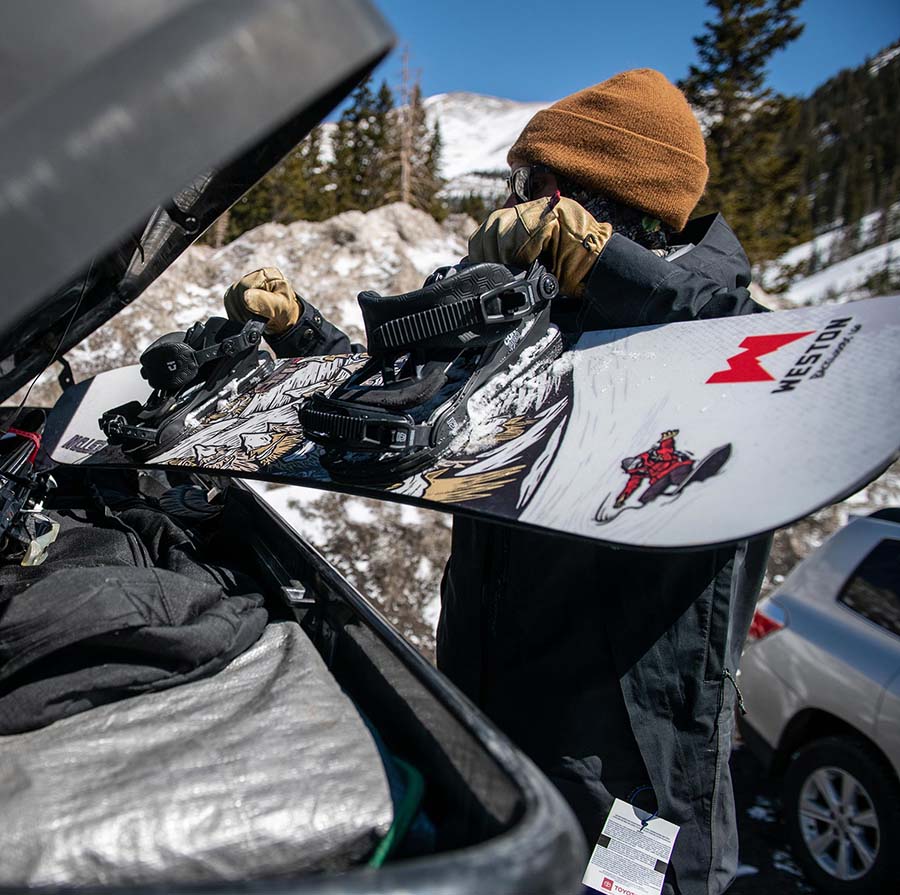 Weston Backwoods Artist Series Snowboards 2022 | Absolute-Snow