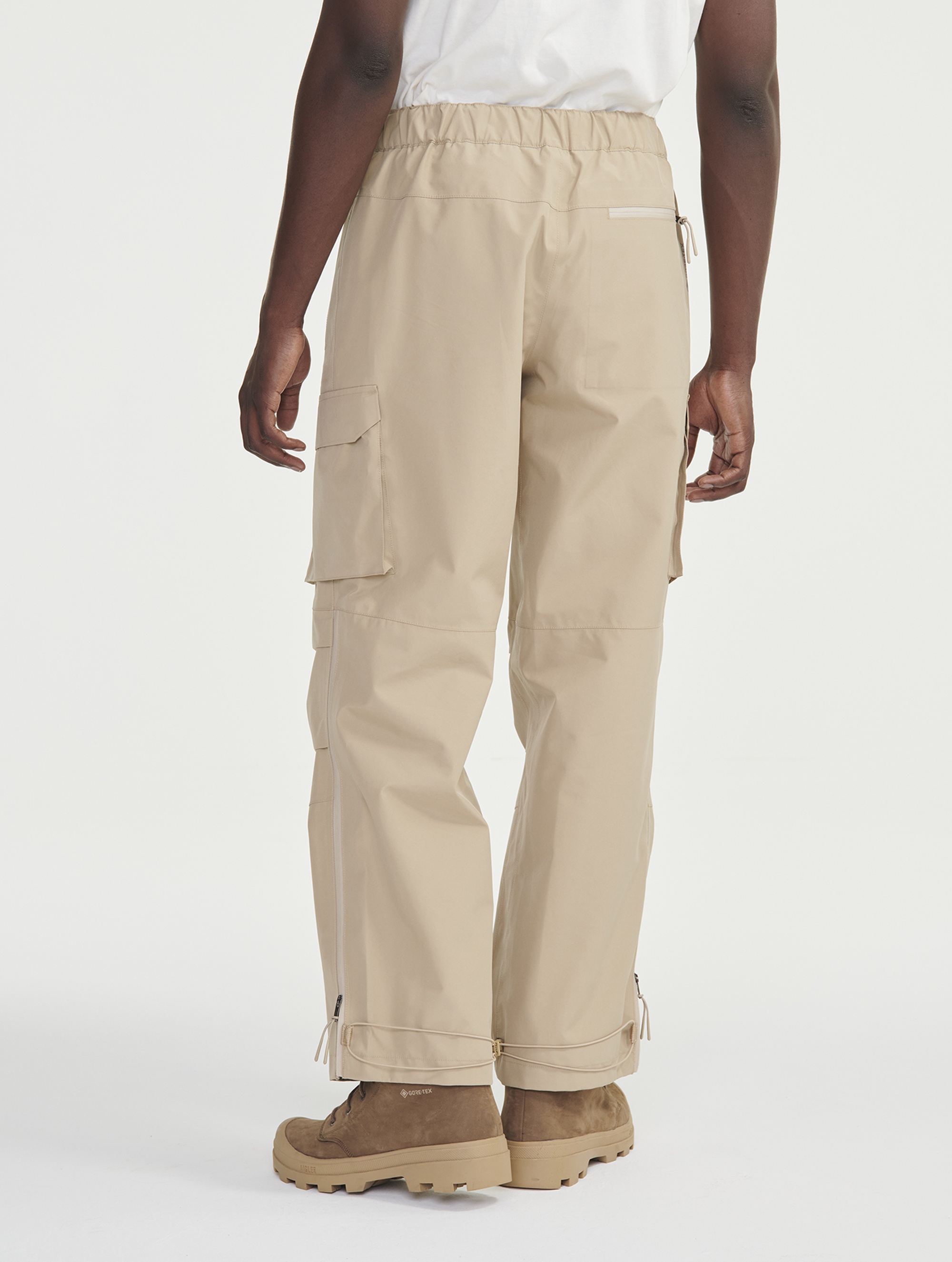 メンズ ゴアテックス3レイヤー カーゴパンツ ZHHAP76 - AIGLE