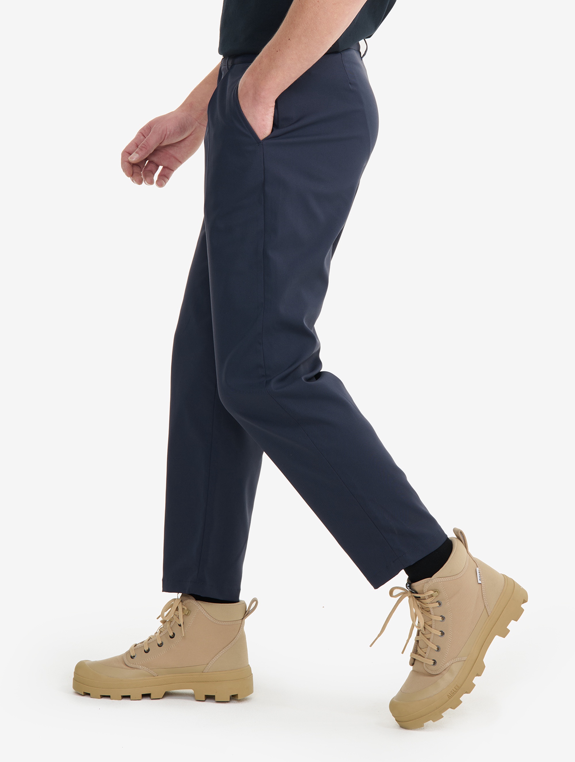 レディース 吸水速乾 チノパンツ ZHFBF96 - AIGLE（エーグル）公式