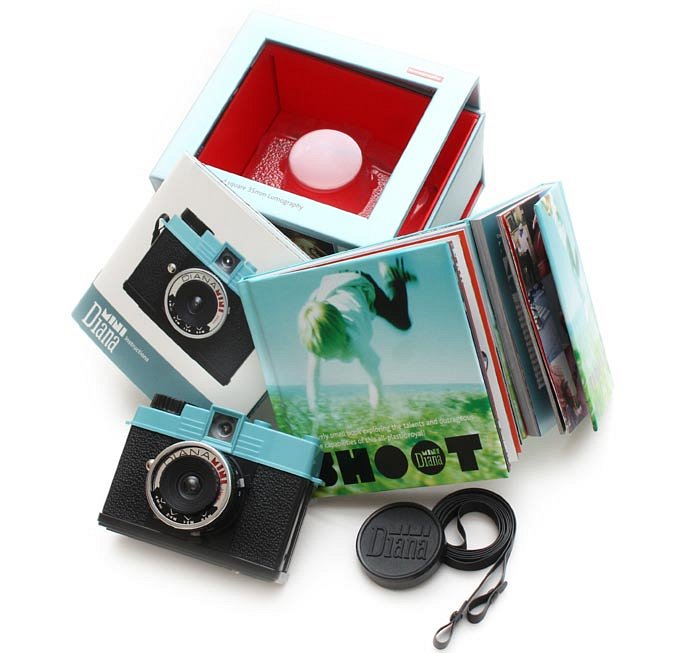 Lomography Introduces the Diana Mini: Half-Frame & Square · Lomography